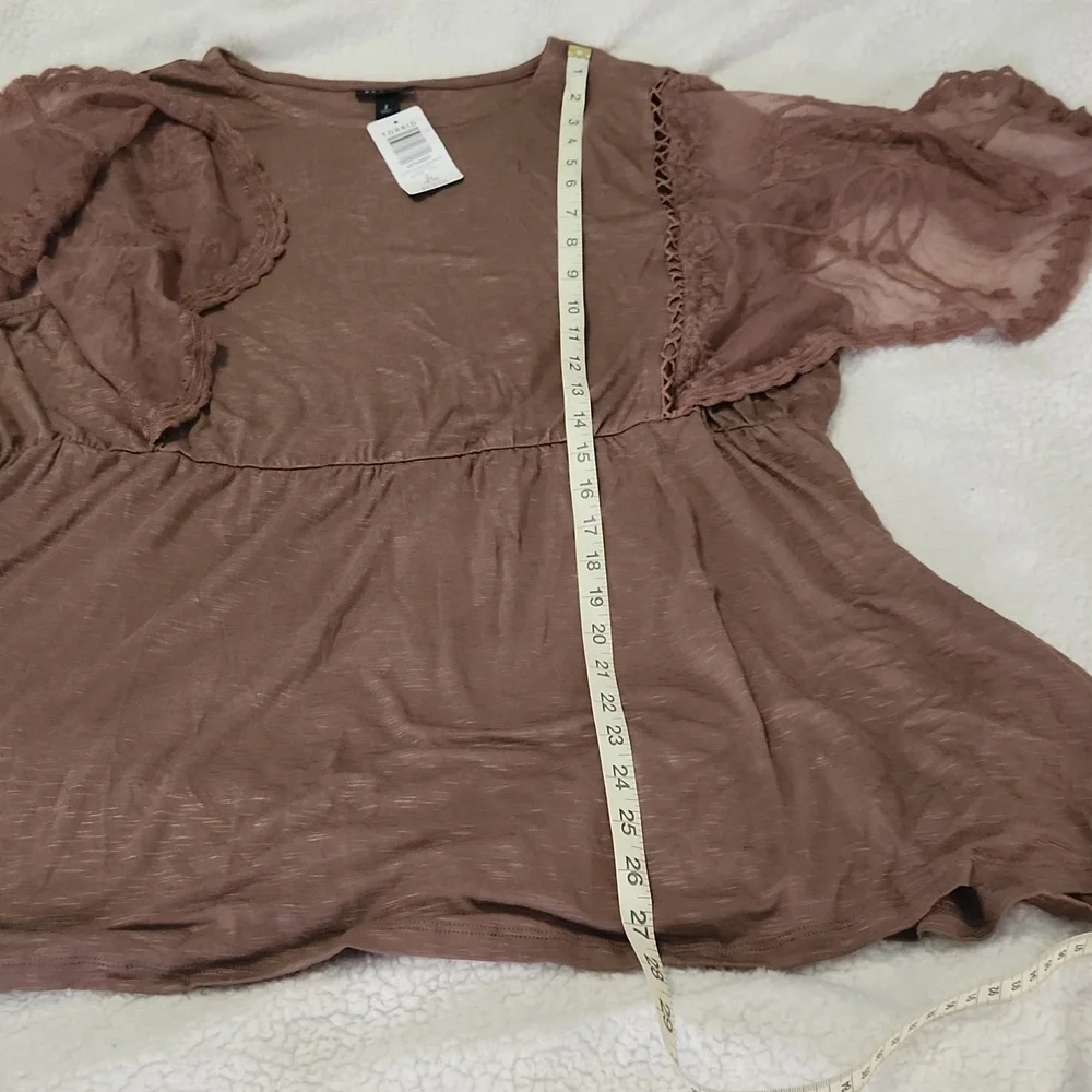 SOLD NWT Torrid brown blouse Size 2 - Picture 4 of 4